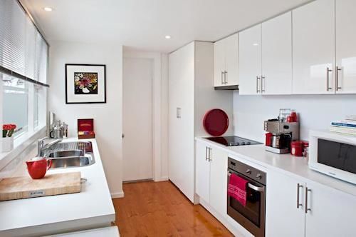 לונסטון Twofourtwo Boutique Apartments מראה חיצוני תמונה